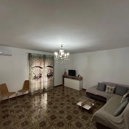 Diadar Ampio Per Vacanze